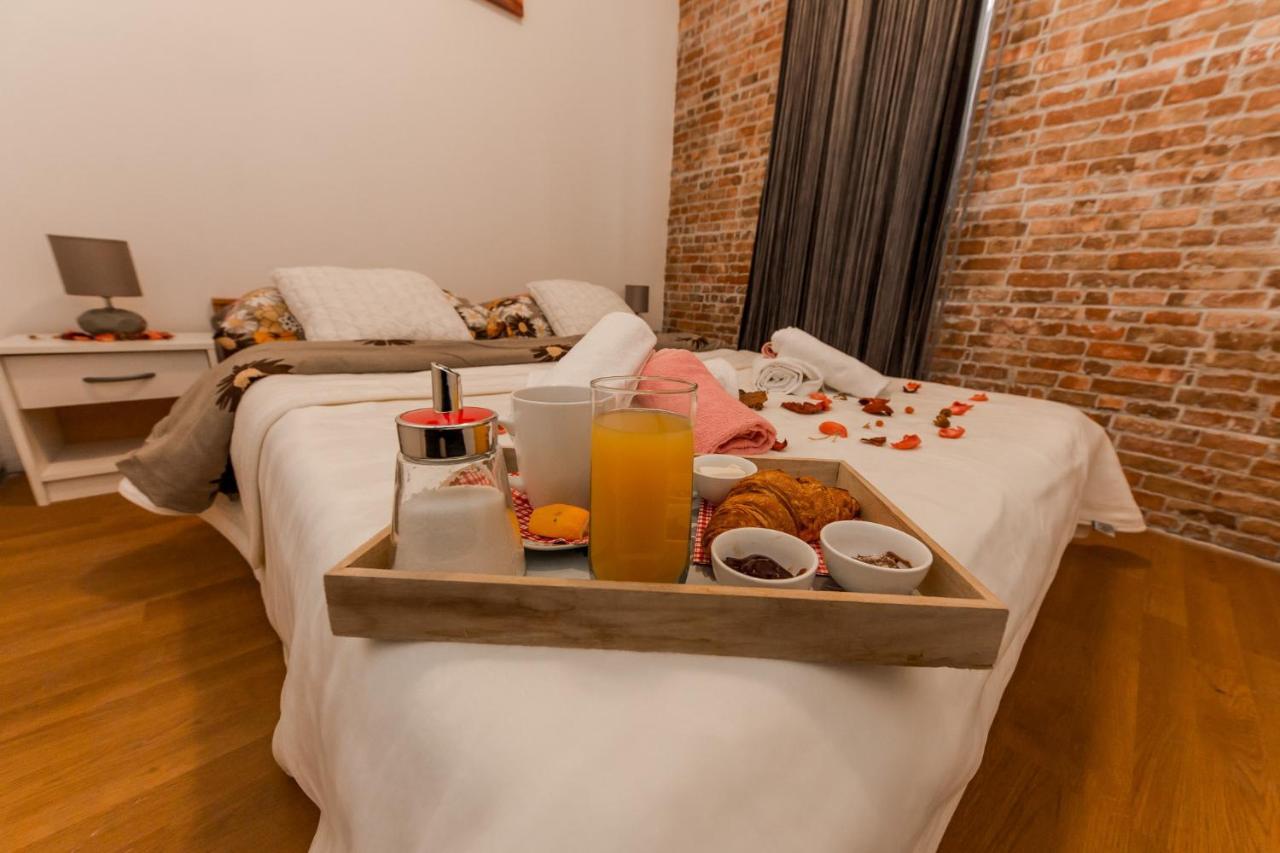 Apartments Vukman Trogir Bagian luar foto