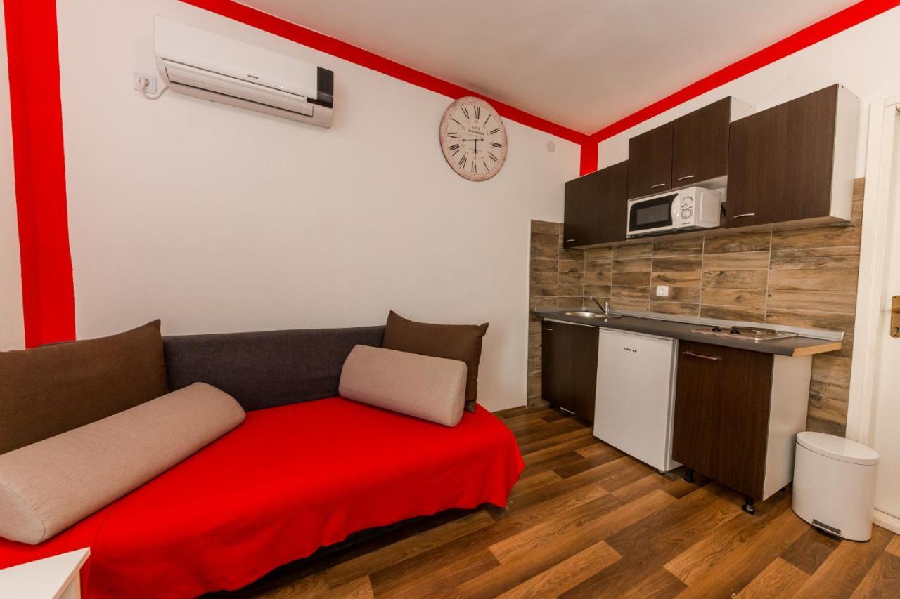 Apartments Vukman Trogir Bagian luar foto