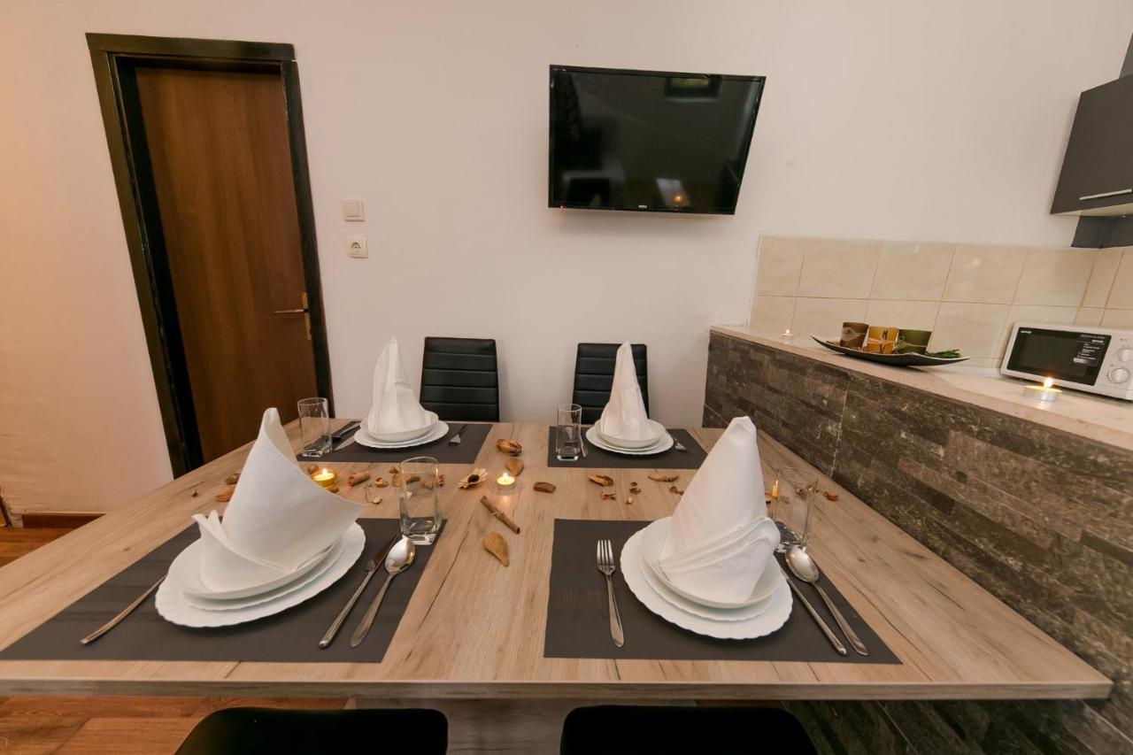 Apartments Vukman Trogir Bagian luar foto