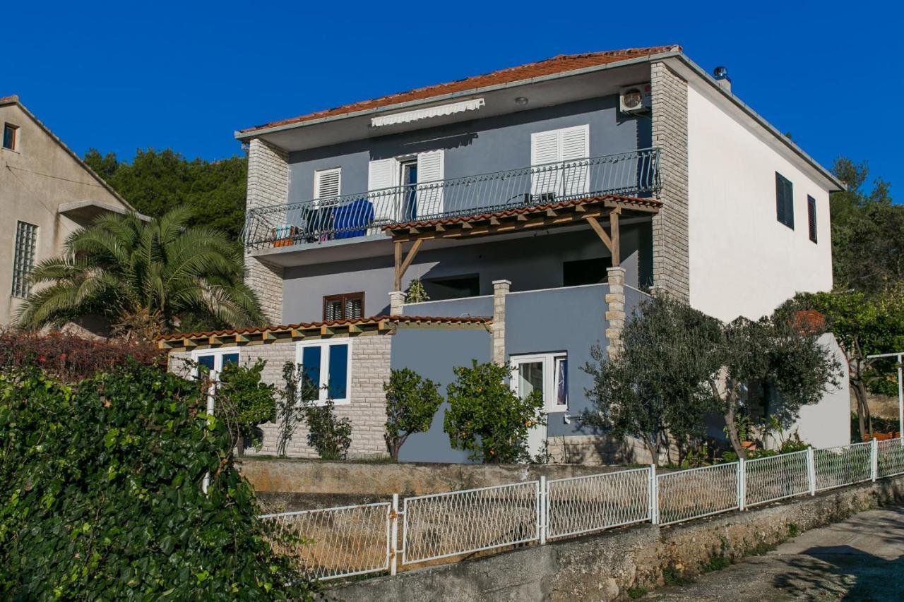 Apartments Vukman Trogir Bagian luar foto
